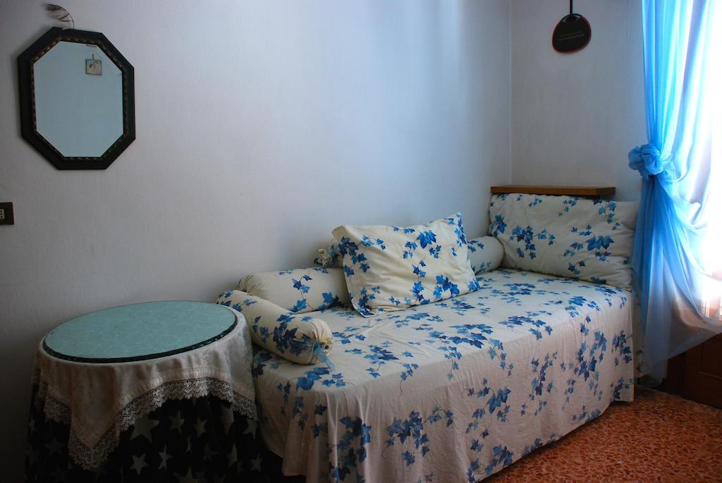Bed And Breakfast Il Girasole 兰波雷基奥 客房 照片